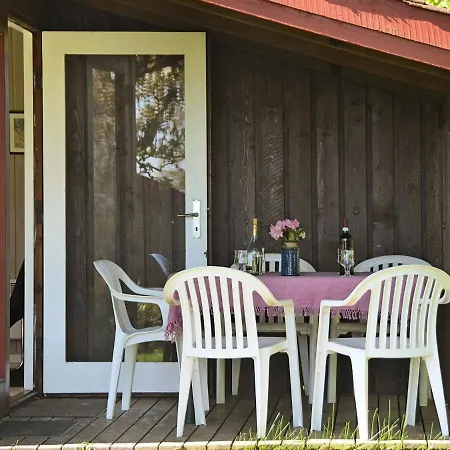Three-bedroom Holiday In 5