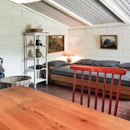 Vakantiehuis Three-bedroom Holiday In 5